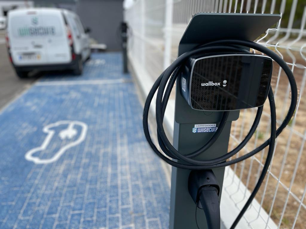 Tecnologia e a energia aliados ao ambiente.
